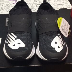 New Balance BOA CT2 black NWT NIB